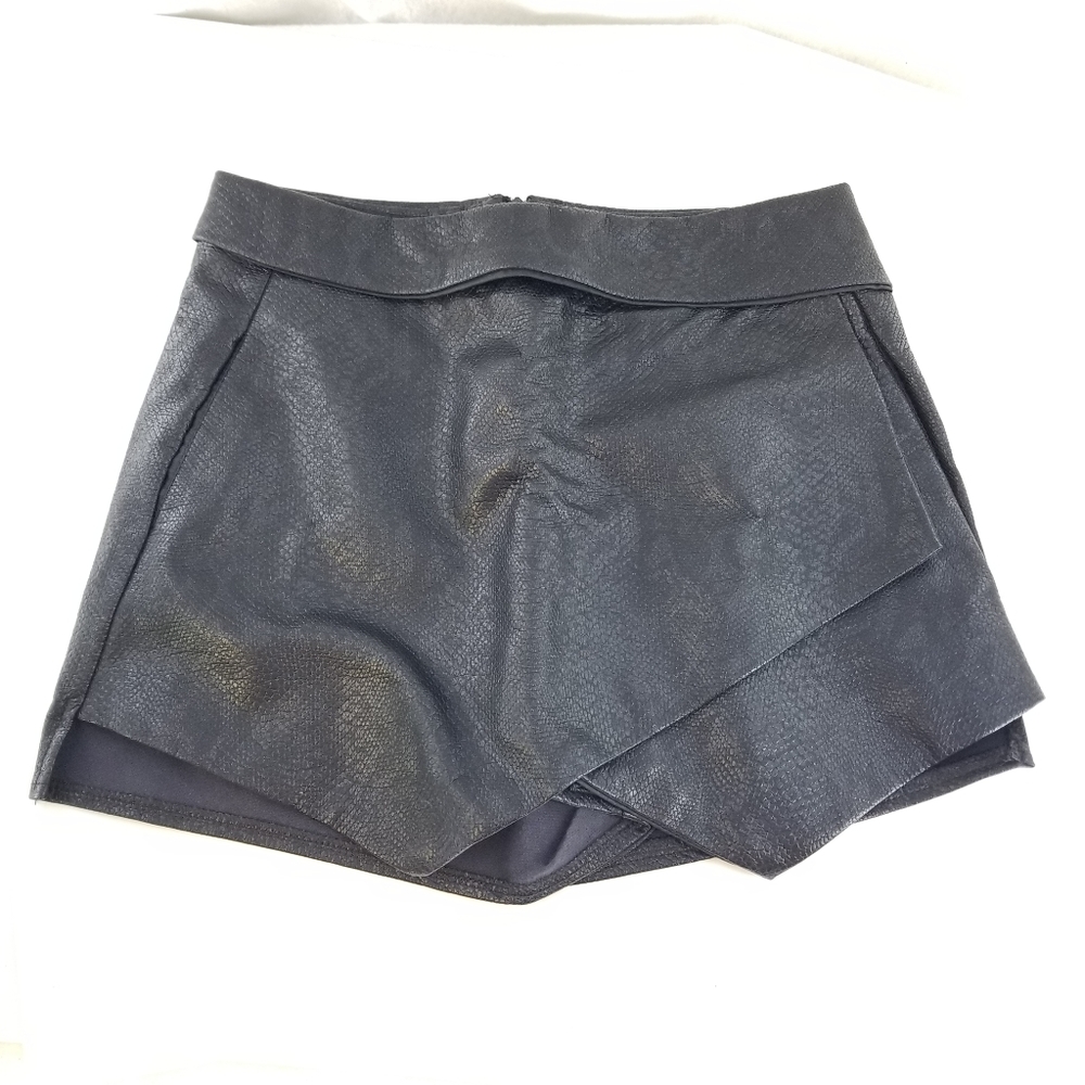 HANA Black Leather Style Mini Skort Sz Sm